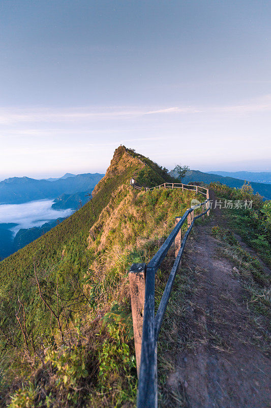 清莱和清迈自然景观，泰国北部日出美景