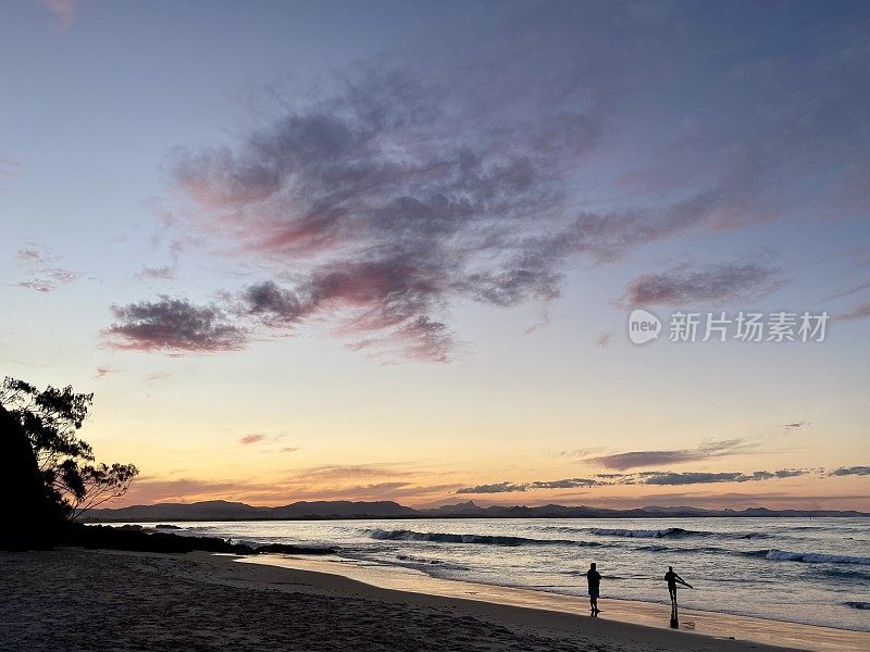 沃特哥斯海滩冬季日落