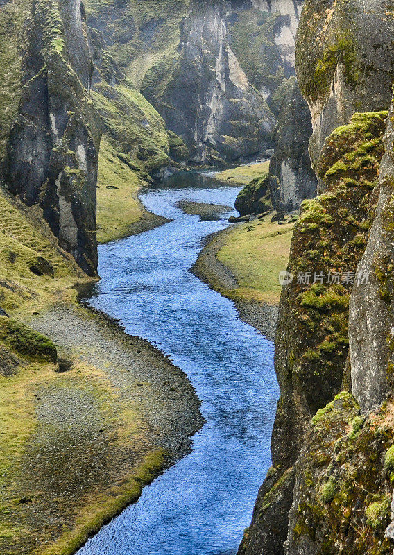 Fjaðrárgljúfur冰岛峡谷河