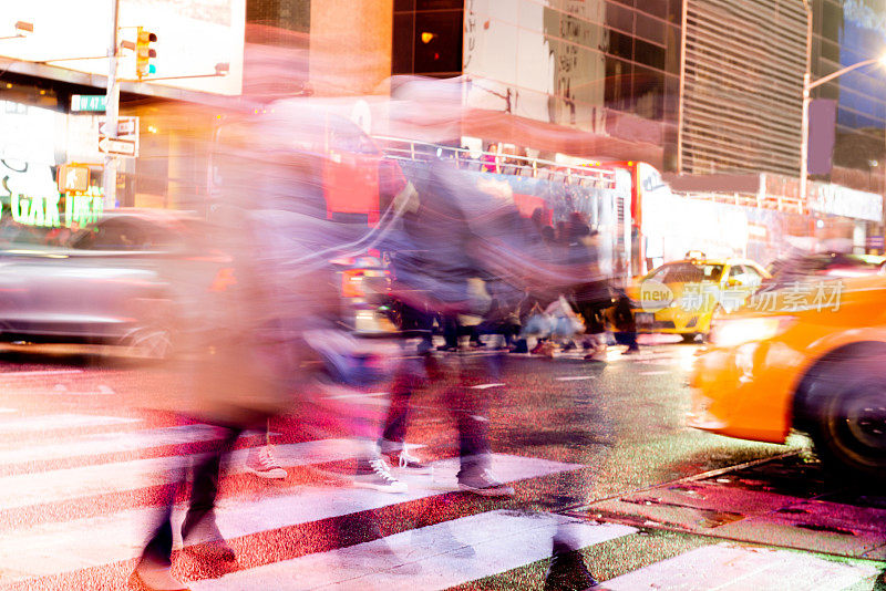 纽约时报广场长期暴露在行人交通中