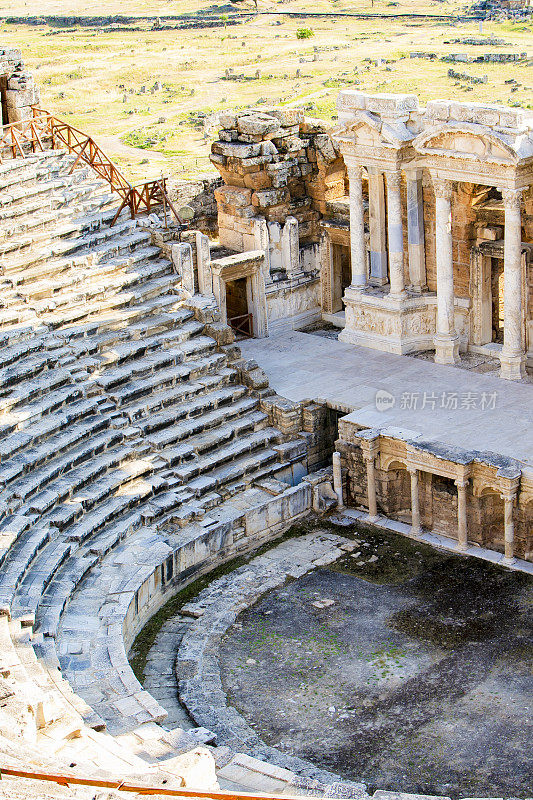 希拉波利斯地区在土耳其的pamukkale