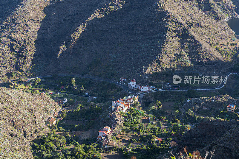 加拉霍内山-拉戈梅拉，背光与镜头光晕