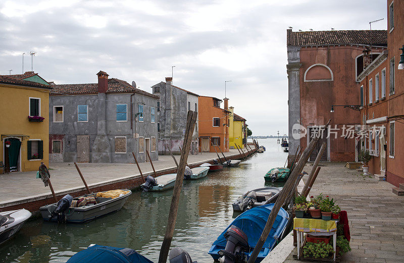 Burano,饱经风霜的墙壁