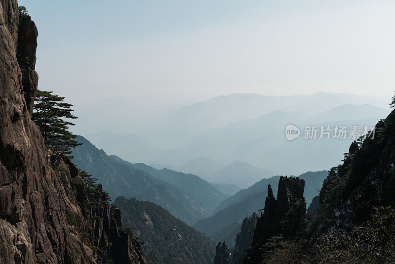 黄山奇景