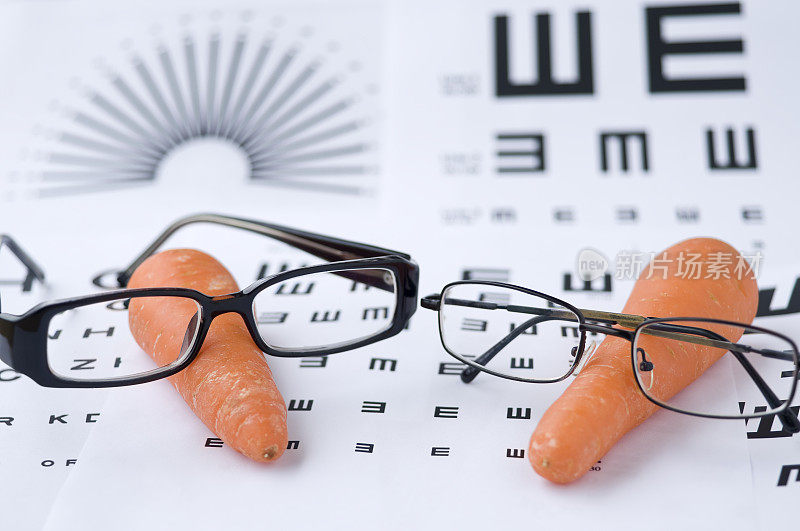眼镜，胡萝卜和视力表