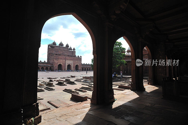 印度阿格拉法特普尔西克里的达尔加清真寺