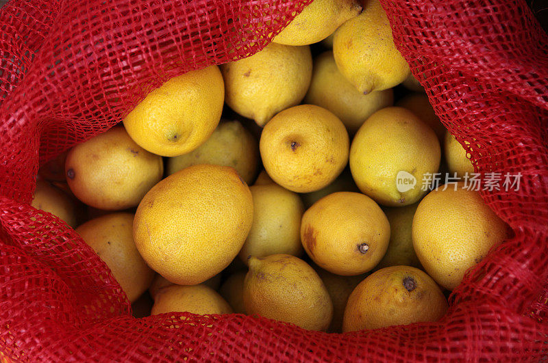 摩洛哥梅克内斯市集上的柠檬