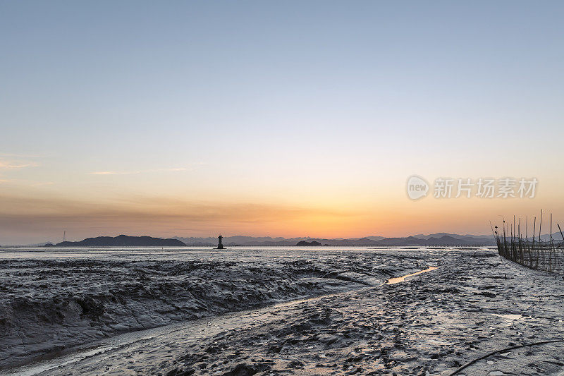 乐清湾日落海景。