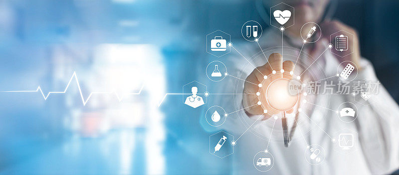 医学医生和听诊器在手触摸图标医学网络连接与现代虚拟屏幕界面，医学技术网络概念