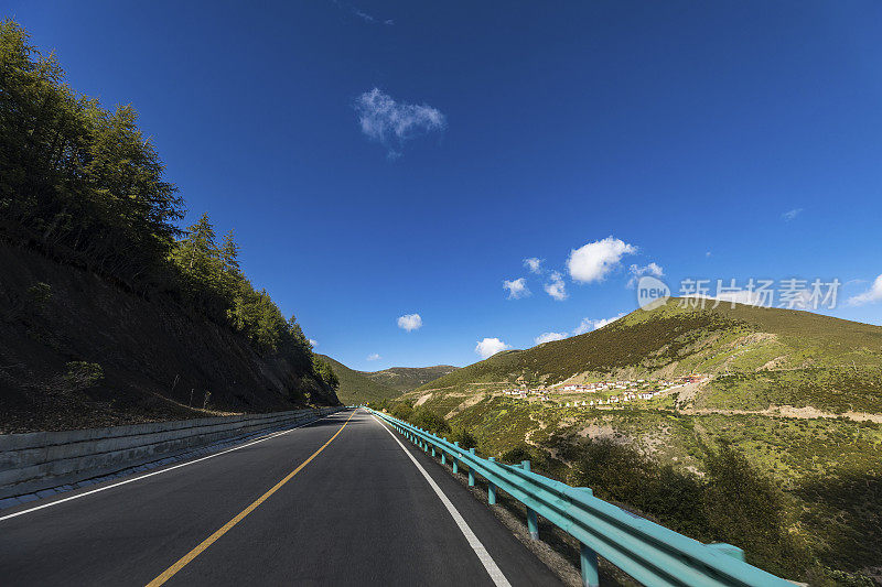 山中空路