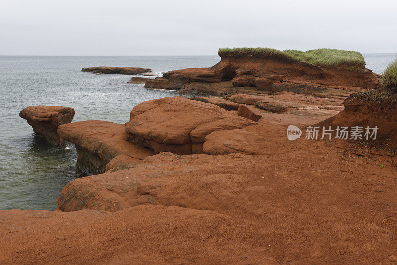 海岸红岩