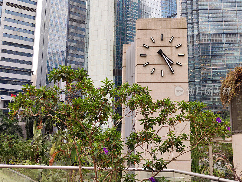 香港夏悫花园钟楼