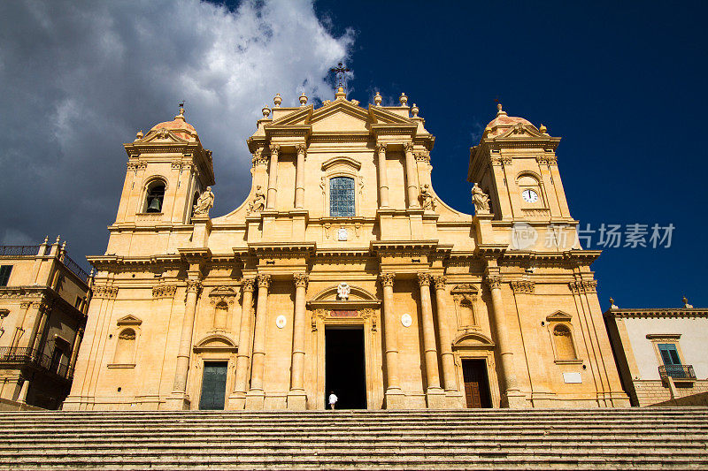 诺托大教堂，位于意大利西西里岛的诺托