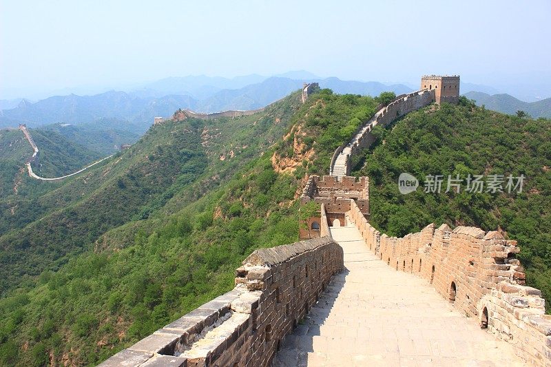 夏天的长城，中国金山岭