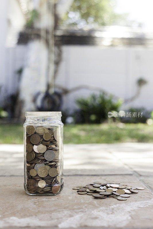 Jar的硬币。