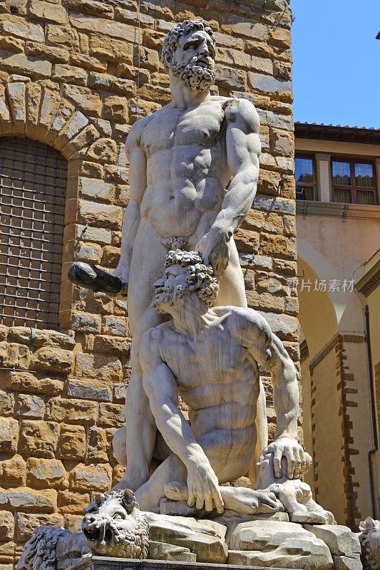 班迪内利的大力神和卡克斯雕像