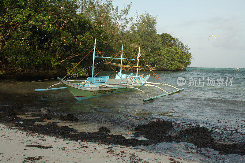 菲律宾长滩岛的支腿船