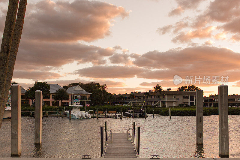 佛罗里达州朱庇特的船坞和海景