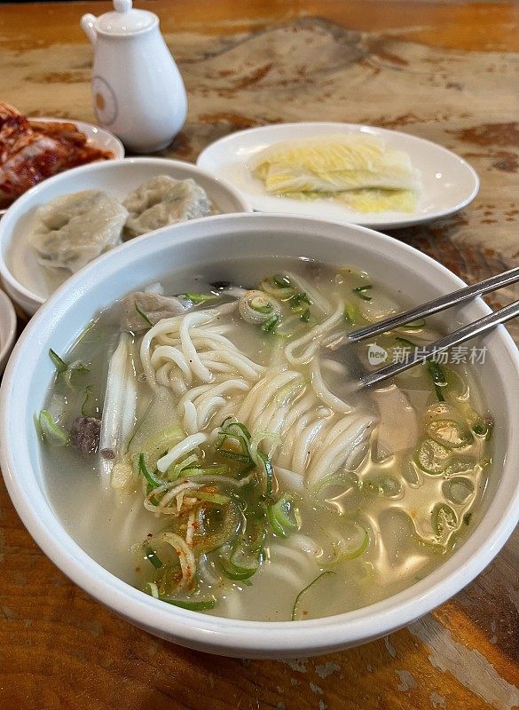 韩国面条汤