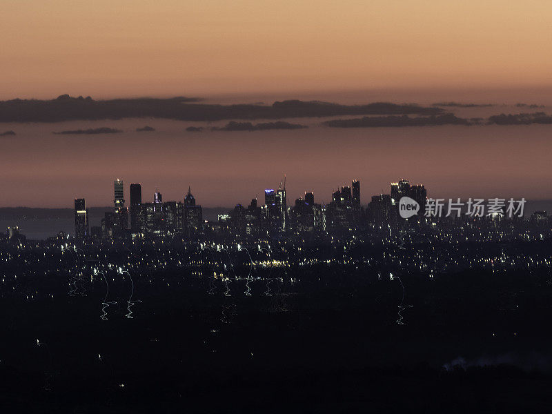 夜晚的城市灯光