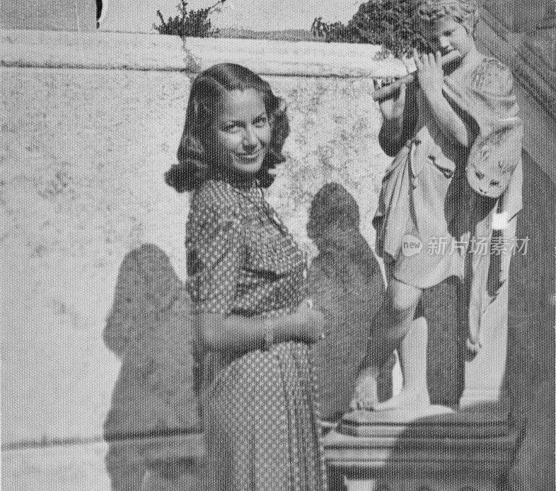 1941年，年轻美丽的女人。