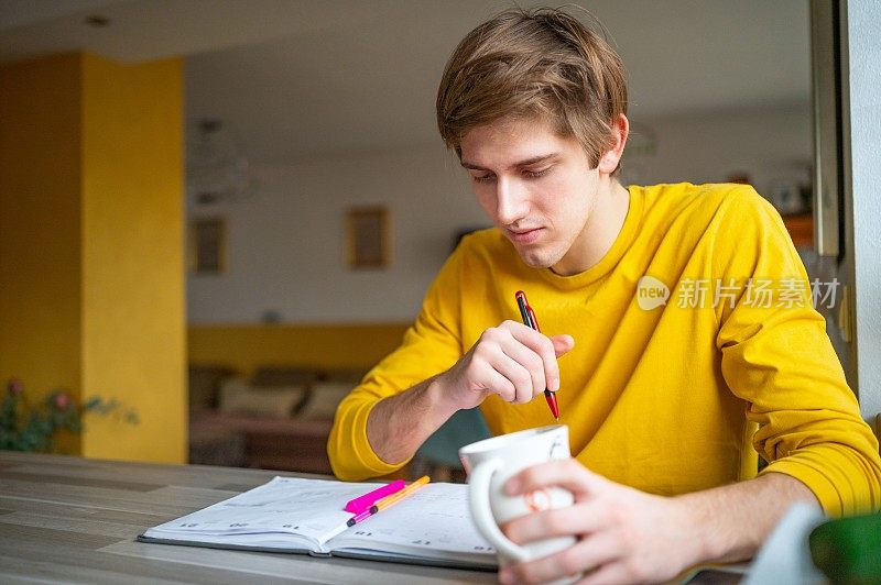 用一杯咖啡计划一天