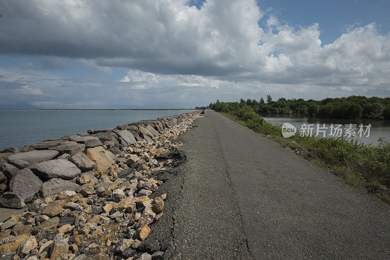 防波堤堤