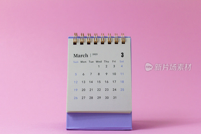 你好,春天。2023年3月的日历。用于计划的桌面日历。