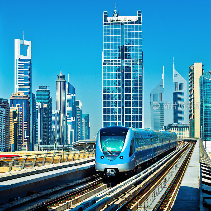 迪拜天际线和地铁