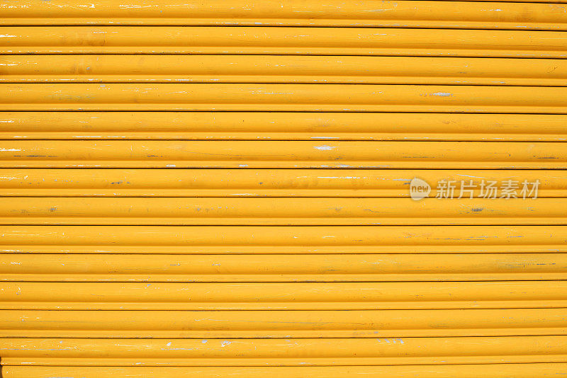黄色卷帘门抽象背景