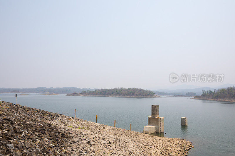 湄康湖和水库