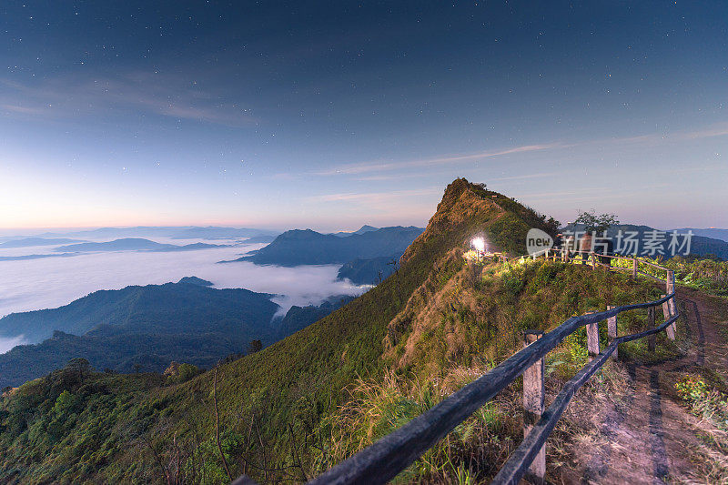 清莱和清迈自然景观，泰国北部日出美景