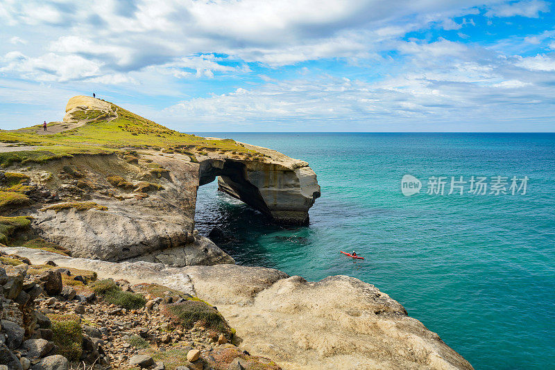 隧道海滩在新西兰南岛，达尼丁，新西兰