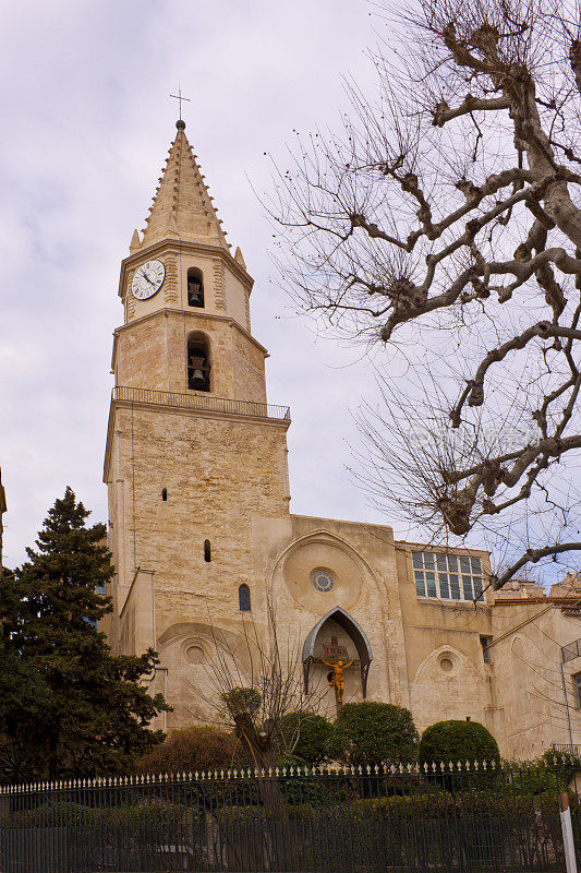 马赛-圣母院