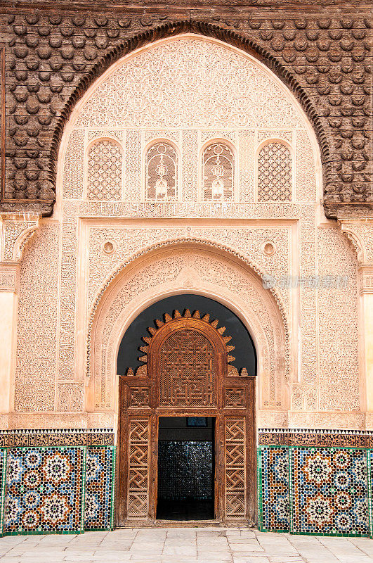 摩洛哥马拉喀什的大门装饰
