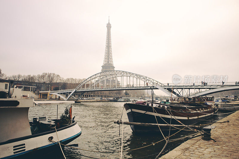 巴黎的德比利桥