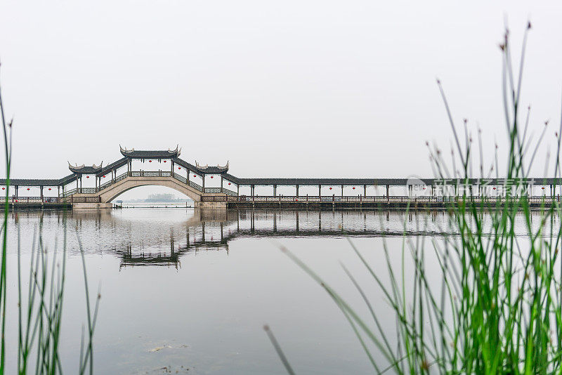 锦溪镇湖上的一座桥