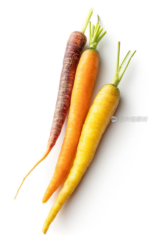 蔬菜:多色胡萝卜孤立在白色背景