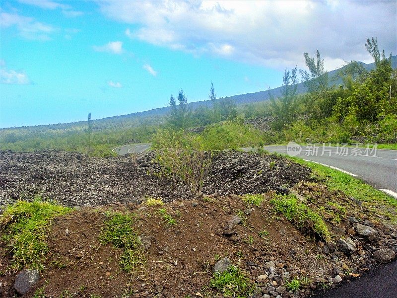 1986年，留尼汪岛火山口