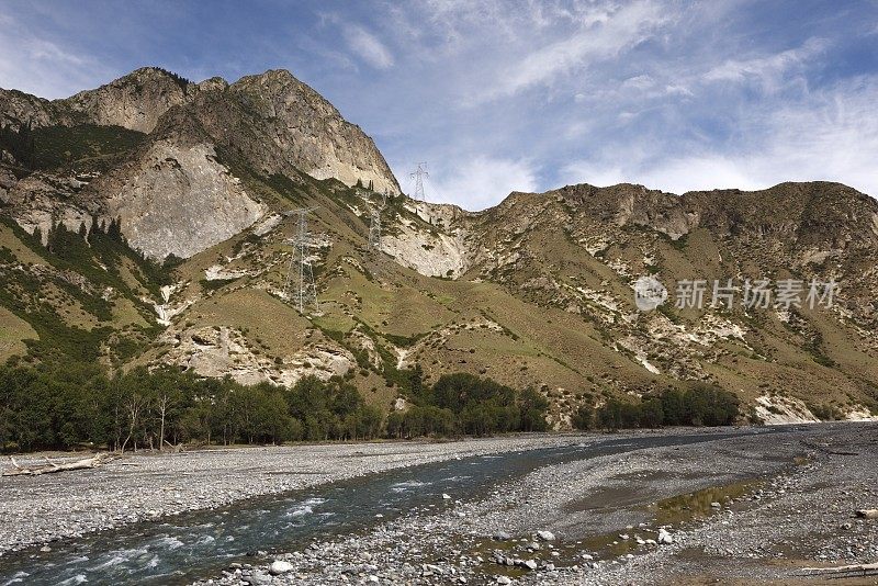 巍峨的山河