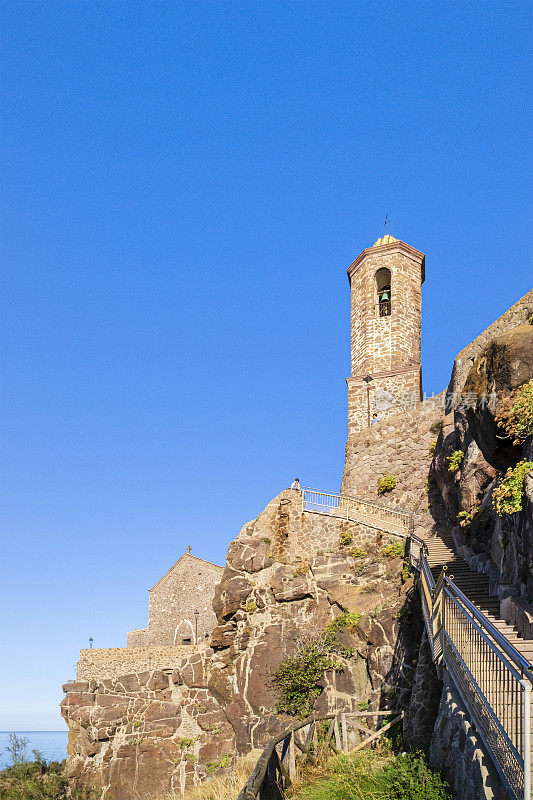 Castelsardo大教堂，撒丁岛西北部的一个历史小镇