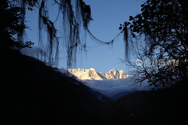 喜马拉雅山的风景如画
