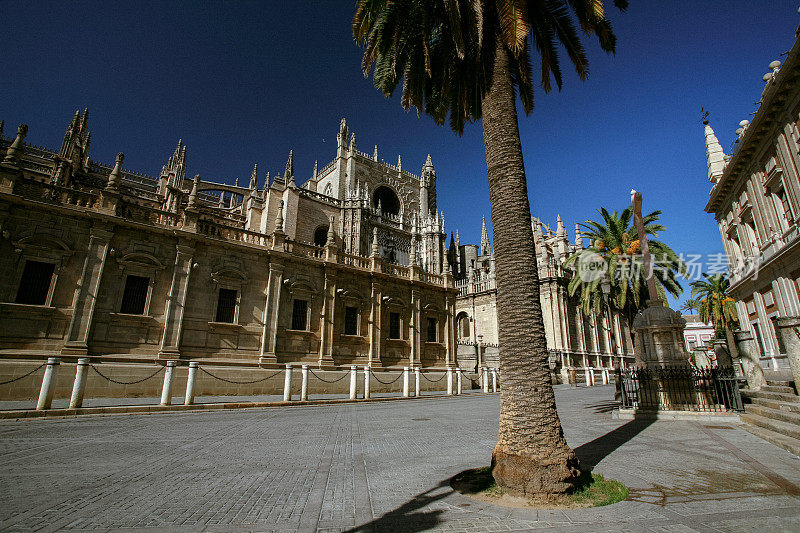 在西班牙安达卢西亚旅游:塞维利亚市