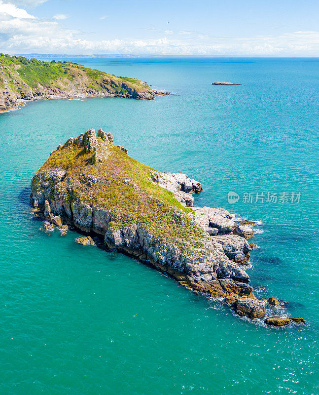 托基海岸的撒切尔岩