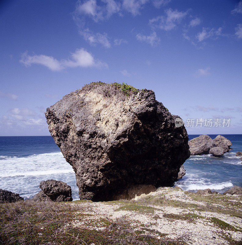 岩石:自然界中的大石头