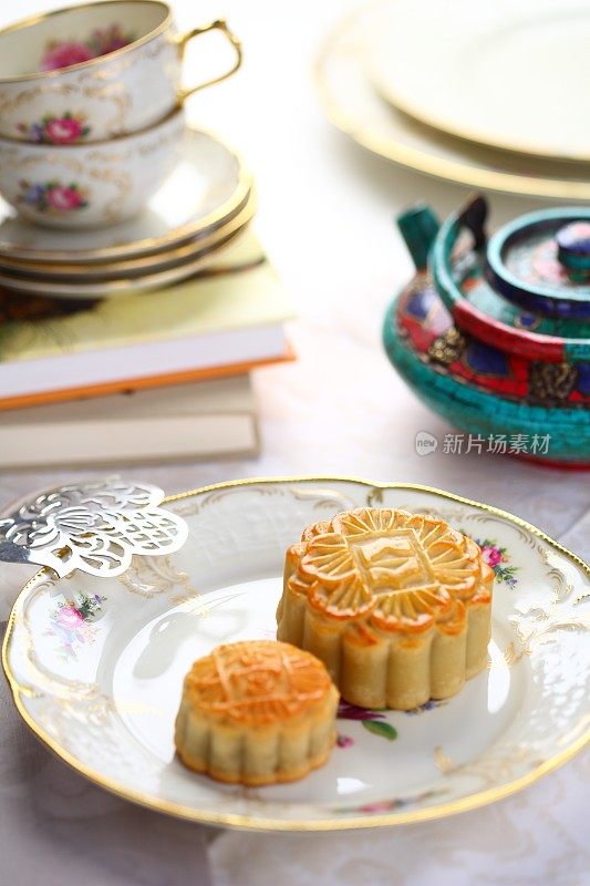 传统的中国月饼糕点
