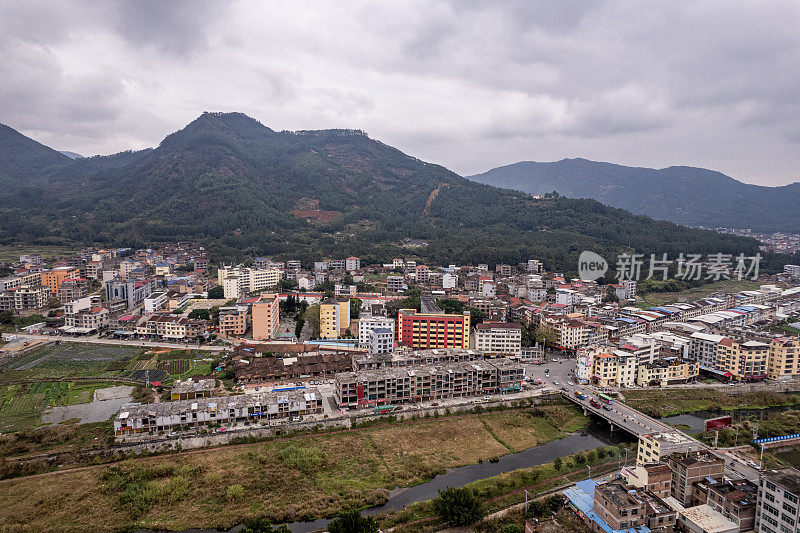 中国农村房屋和农业用地概况