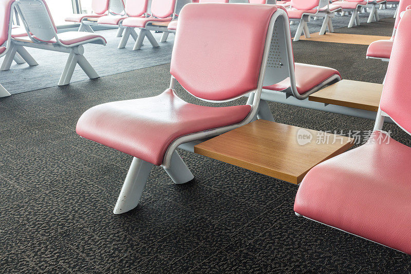机场的一排椅子