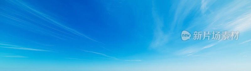 撒丁岛的蓝天
