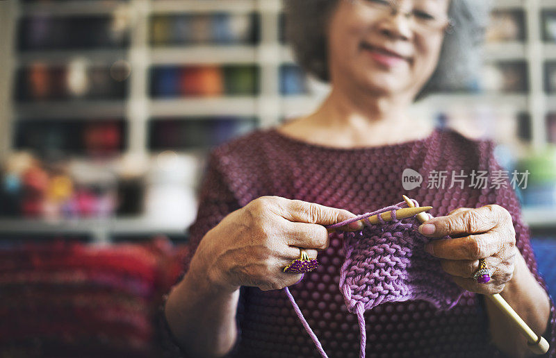 针织针织针纱线刺绣工艺围巾概念